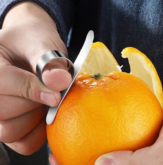 Finger-Held Citrus Peeler